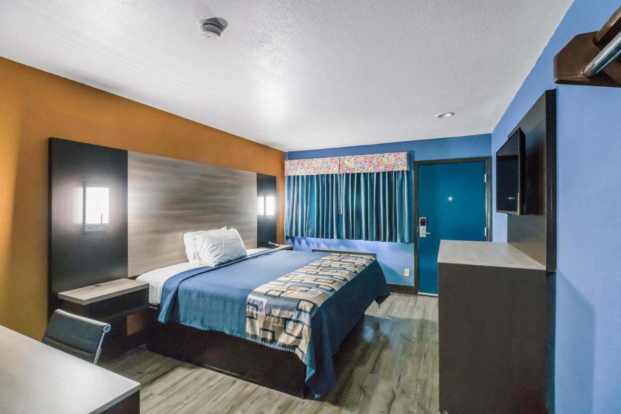 Scottish Inns Carrollton Bagian luar foto