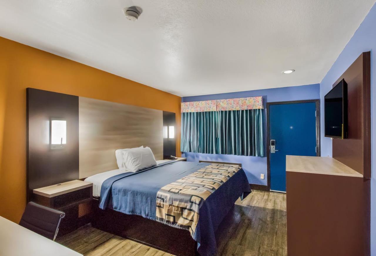 Scottish Inns Carrollton Bagian luar foto